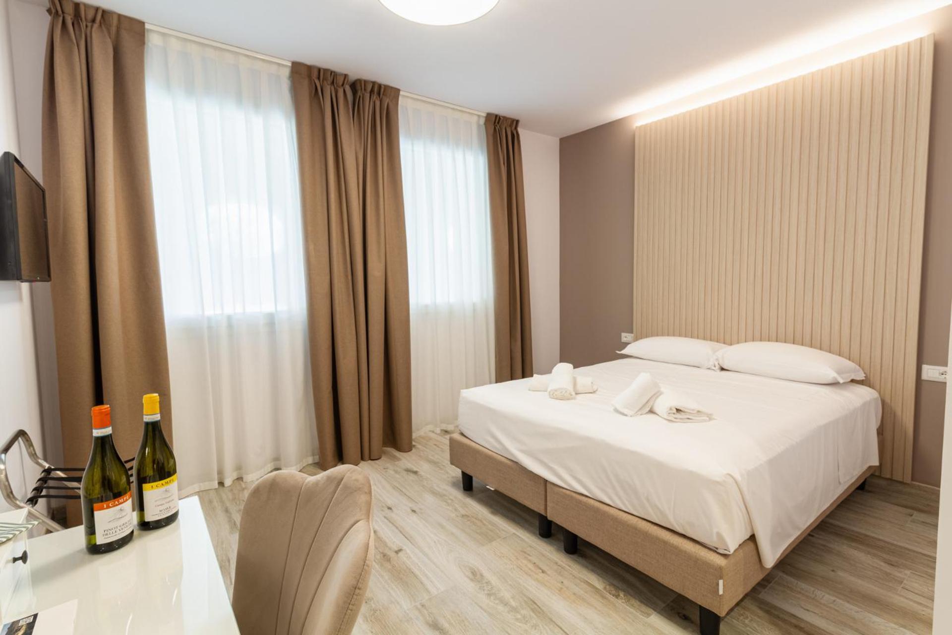I Campi Wine Relais Hotel Ronchi  Exterior photo