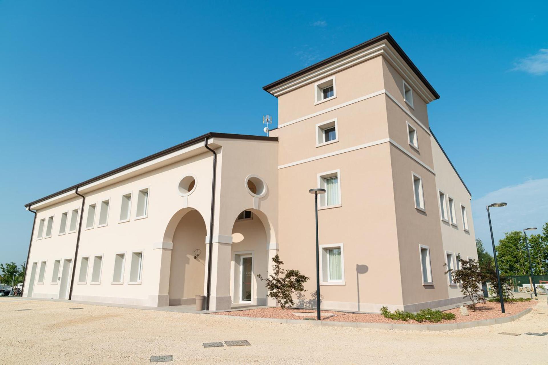 I Campi Wine Relais Hotel Ronchi  Exterior photo